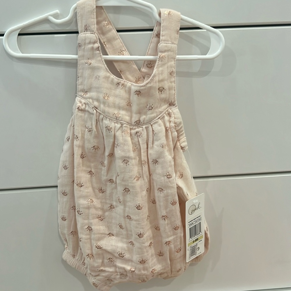 Nordstrom baby girl pink onesie 0-3 month